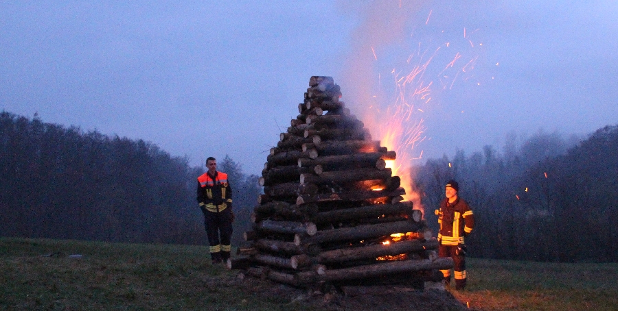 L�rmfeuer