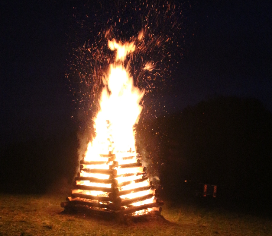 L�rmfeuer